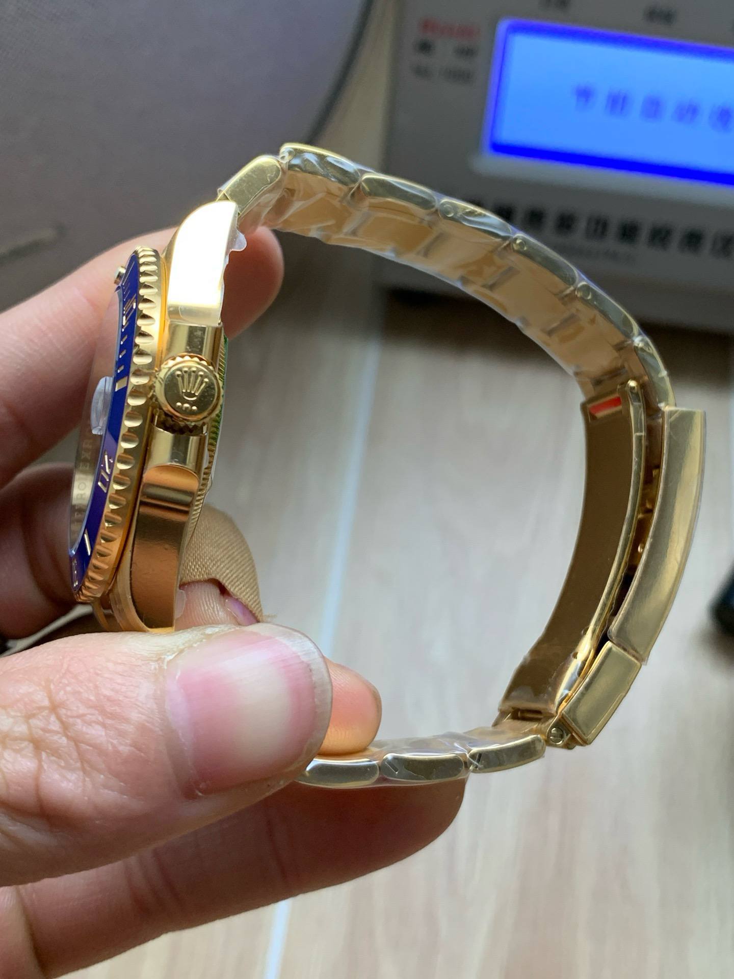 Rolex Submariner "Solid Gold Blue" Yellow Gold 41mm