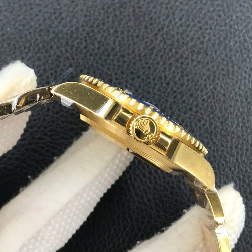 Rolex Submariner "Solid Gold Black" Yellow Gold 41mm