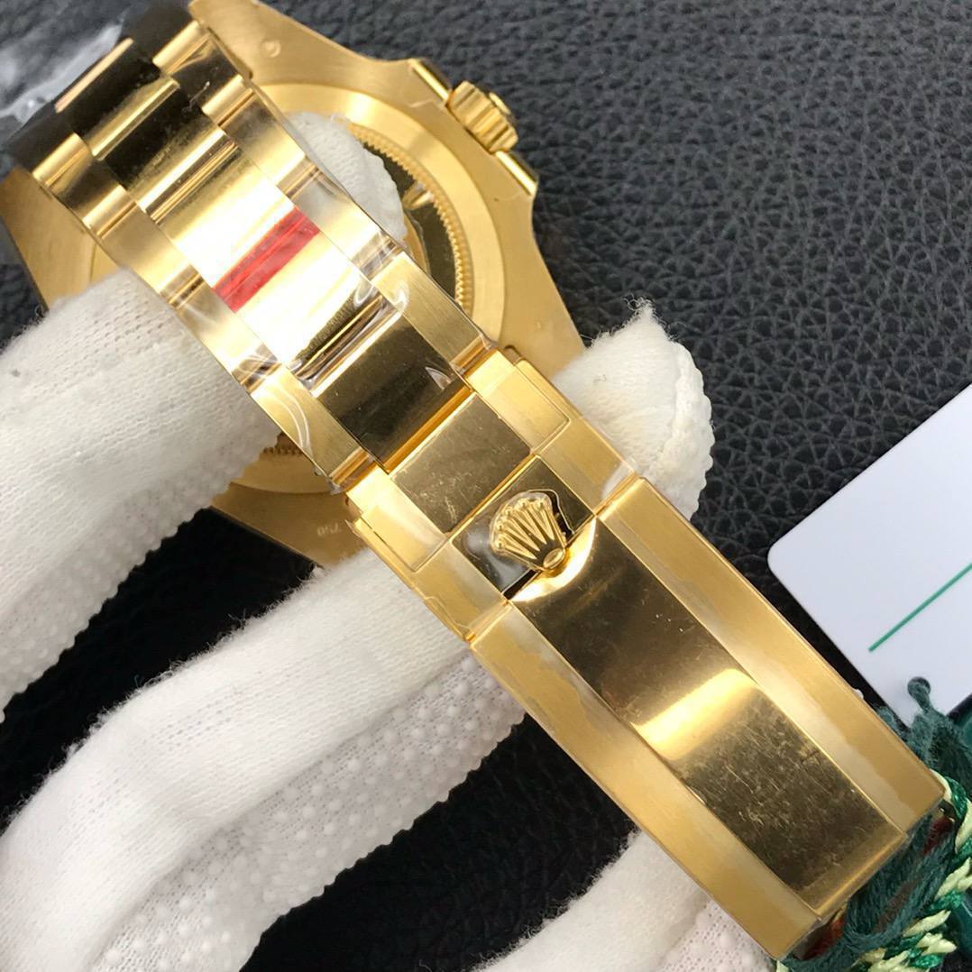 Rolex Submariner "Solid Gold Black" Yellow Gold 41mm