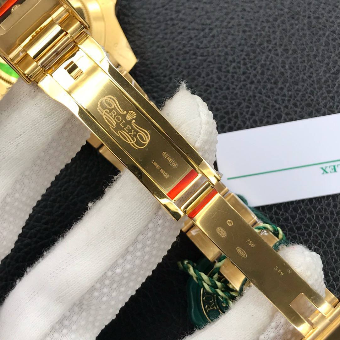 Rolex Submariner "Solid Gold Black" Yellow Gold 41mm